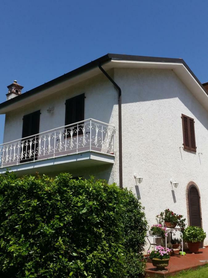 Casa Vittoria Villa Corsanico-Bargecchia Luaran gambar