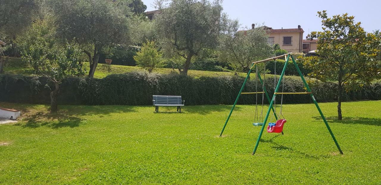 Casa Vittoria Villa Corsanico-Bargecchia Luaran gambar